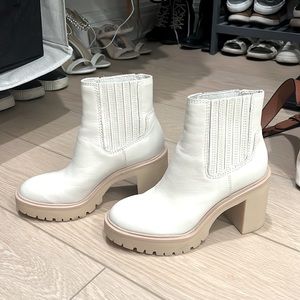 Barely Worn - Dolce Vita Boots